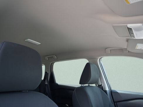 Used 2024 Nissan Rogue S AWD/4WD image 13