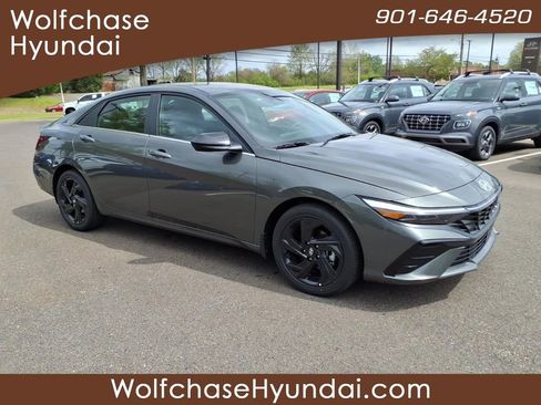 New 2026 Hyundai Elantra SEL Sport Premium FWD image 7