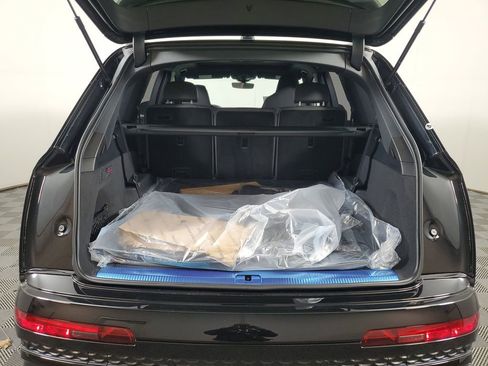 New 2026 Audi SQ7 Premium Plus image 8