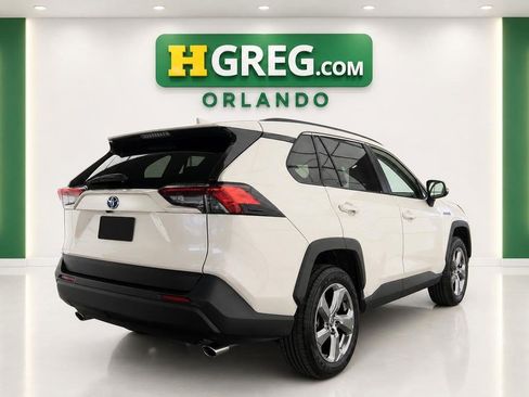 Used 2021 Toyota RAV4 XLE Premium AWD/4WD image 6