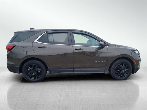 Used 2024 Chevrolet Equinox LT image 4