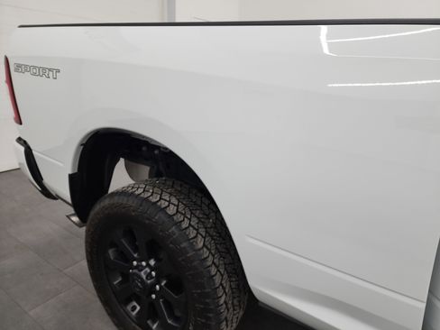 Used 2023 RAM 2500 Big Horn w/ Level 1 Equipment Group image 26