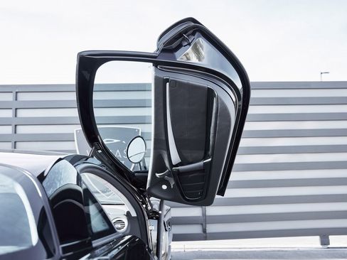 Used 2006 Mercedes-Benz SLR image 36