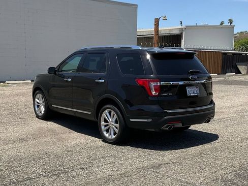Used 2019 Ford Explorer Limited w/ Class III Trailer Tow Package FWD image 4