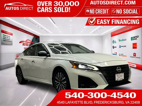 Used 2024 Nissan Altima 2.5 SV FWD image 1