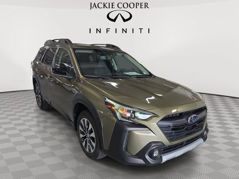 Used 2025 Subaru Outback Limited XT AWD/4WD image 3