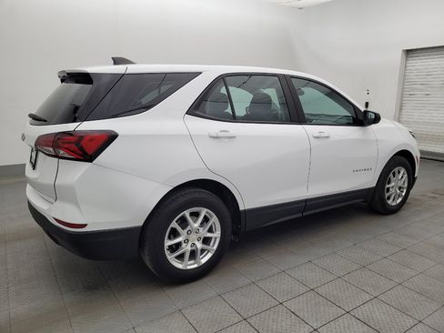 Used 2022 Chevrolet Equinox LS FWD image 10