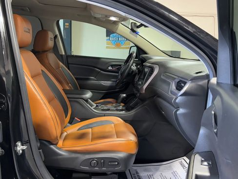 Used 2018 GMC Acadia SLT AWD/4WD image 16