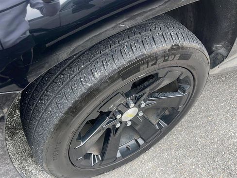 Used 2015 Chevrolet Tahoe LT image 7