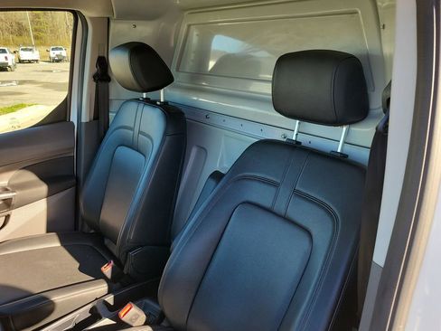 Used 2022 Ford Transit Connect XL w/ CNG/LPG Engine Prep Package image 26