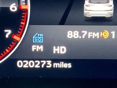 Used 2023 Mitsubishi Outlander SEL image 21