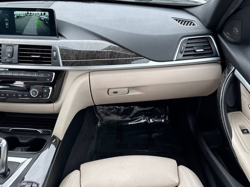 Used 2017 BMW 330e image 30