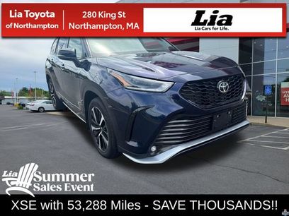 Used 2022 Toyota Highlander XSE