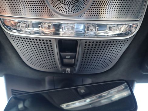Used 2018 Mercedes-Benz S 63 AMG S 4MATIC Sedan image 31