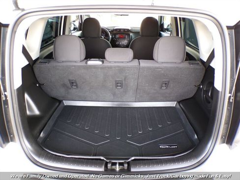 Used 2015 Kia Soul FWD image 9