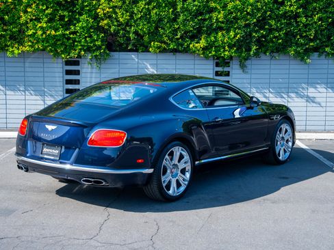 Used 2016 Bentley Continental GT image 30