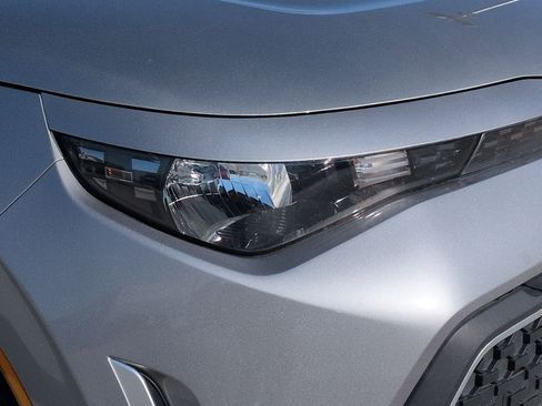 Certified 2023 Kia Soul LX w/ LX Technology Package image 10