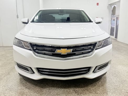 Used 2018 Chevrolet Impala LT image 2