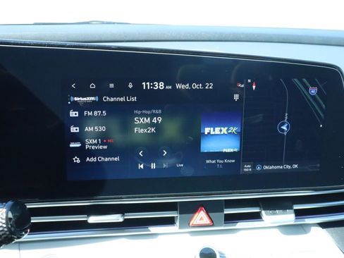 New 2025 Hyundai Elantra Limited image 13