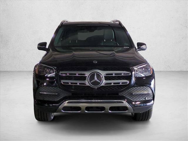 Used 2022 Mercedes-Benz GLS 450 4MATIC image 2
