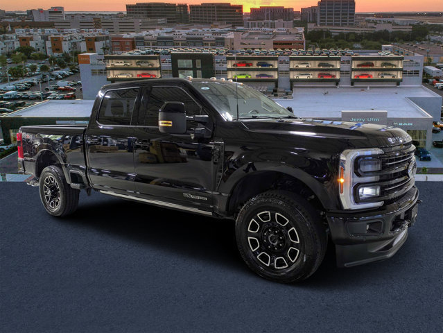 Used 2025 Ford F250 Platinum AWD/4WD image 1