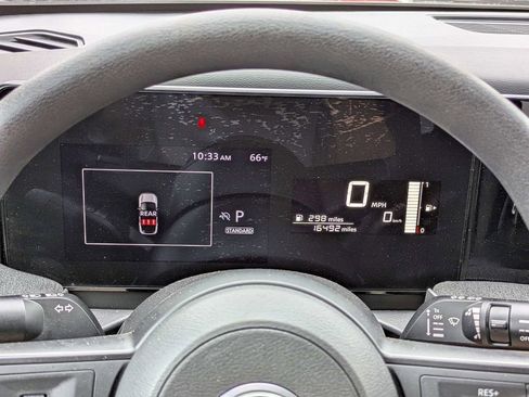 Used 2025 Nissan Kicks SV FWD image 25