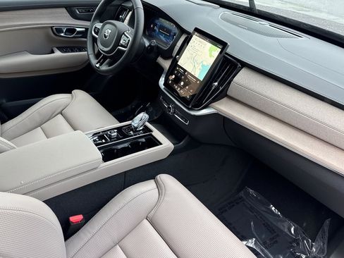 New 2026 Volvo XC90 T8 Ultra w/ Lounge Package AWD/4WD image 19