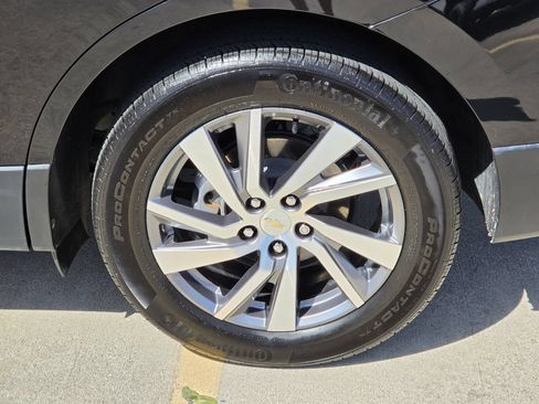Used 2022 Chevrolet Equinox Premier FWD image 8