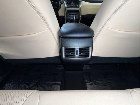 Used 2017 Lexus NX 200t FWD image 18