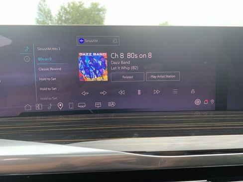 Used 2025 Cadillac Escalade Premium Luxury w/ LPO, Floor Liner Package image 13