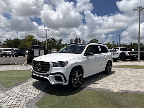 Certified 2026 Mercedes-Benz GLS 450 4MATIC image 2