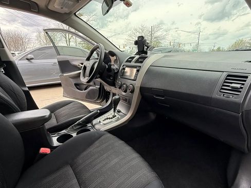 Used 2013 Toyota Corolla S w/ Premium Pkg image 12