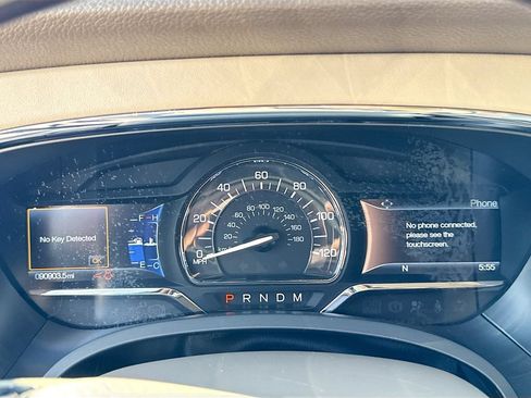 Used 2017 Lincoln Navigator Select RWD image 13