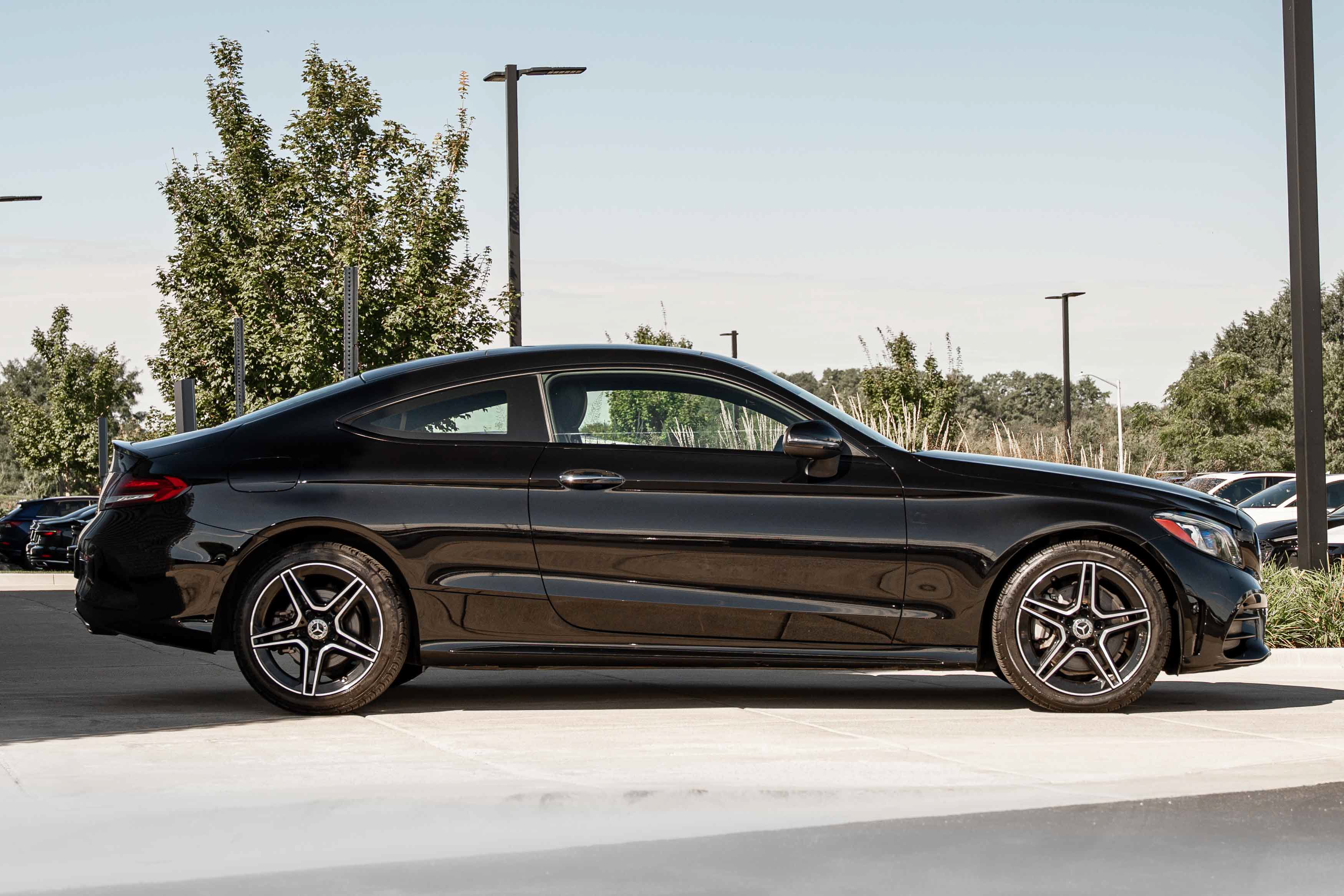 Used 2021 Mercedes-Benz C 300 4MATIC Coupe image 3