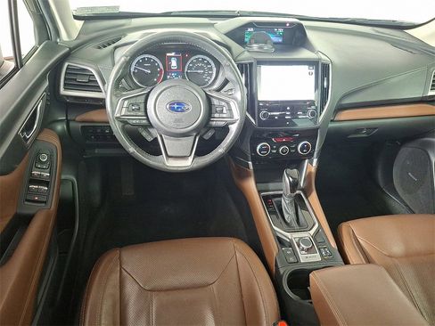 Used 2021 Subaru Forester Touring image 2
