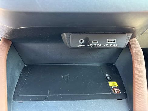 Certified 2025 Subaru Forester Touring AWD/4WD image 35