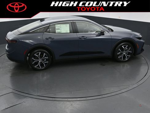 New 2026 Toyota Crown XLE image 31