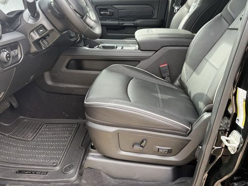 New 2026 RAM 2500 Limited AWD/4WD image 12