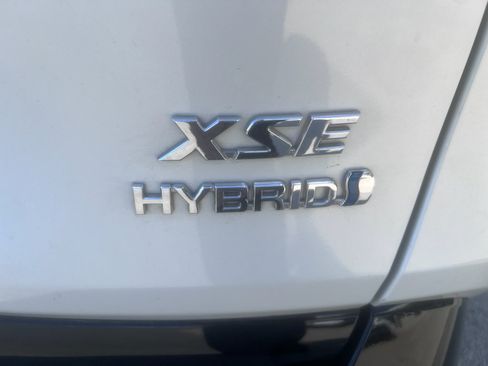 Used 2022 Toyota RAV4 XSE w/ XSE Grade Weather Package AWD/4WD image 3