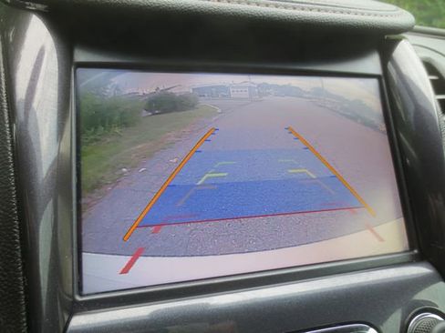 Used 2016 Chevrolet Impala LT image 10