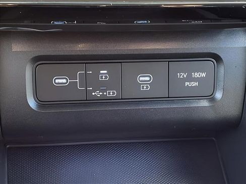 New 2026 Hyundai Tucson Limited image 19