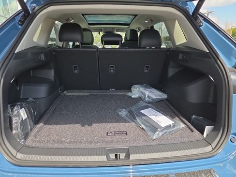 New 2026 Volkswagen Tiguan SE AWD/4WD image 7