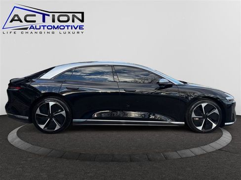 Used 2023 Lucid Air Grand Touring image 9