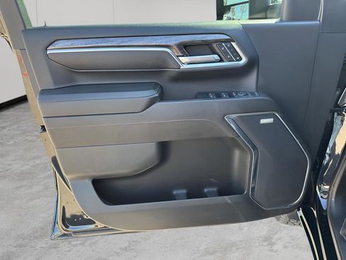 Used 2024 Chevrolet Silverado 2500 LTZ w/ LTZ Plus Package image 24