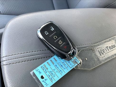 Used 2017 Chevrolet Malibu LT w/ Driver Confidence Package image 36