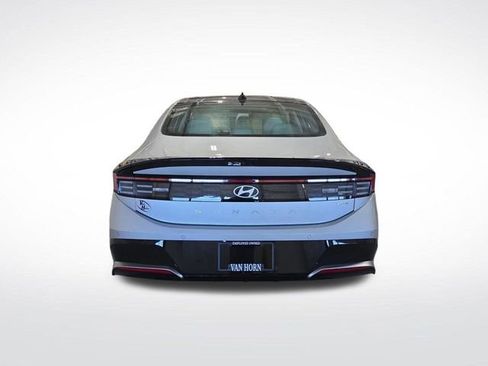 New 2026 Hyundai Sonata Limited image 15