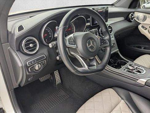 Used 2019 Mercedes-Benz GLC 300 GLC 300 image 10