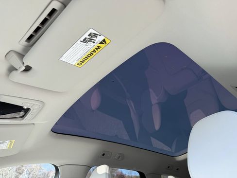 New 2025 Volvo EX90 Ultra AWD/4WD image 10