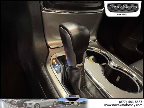 Used 2022 Jeep Grand Cherokee Limited image 20