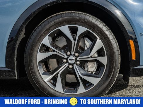 Used 2023 Ford Mustang Mach-E Premium image 17